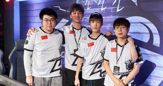 在赛场上谱 在赛场上谱